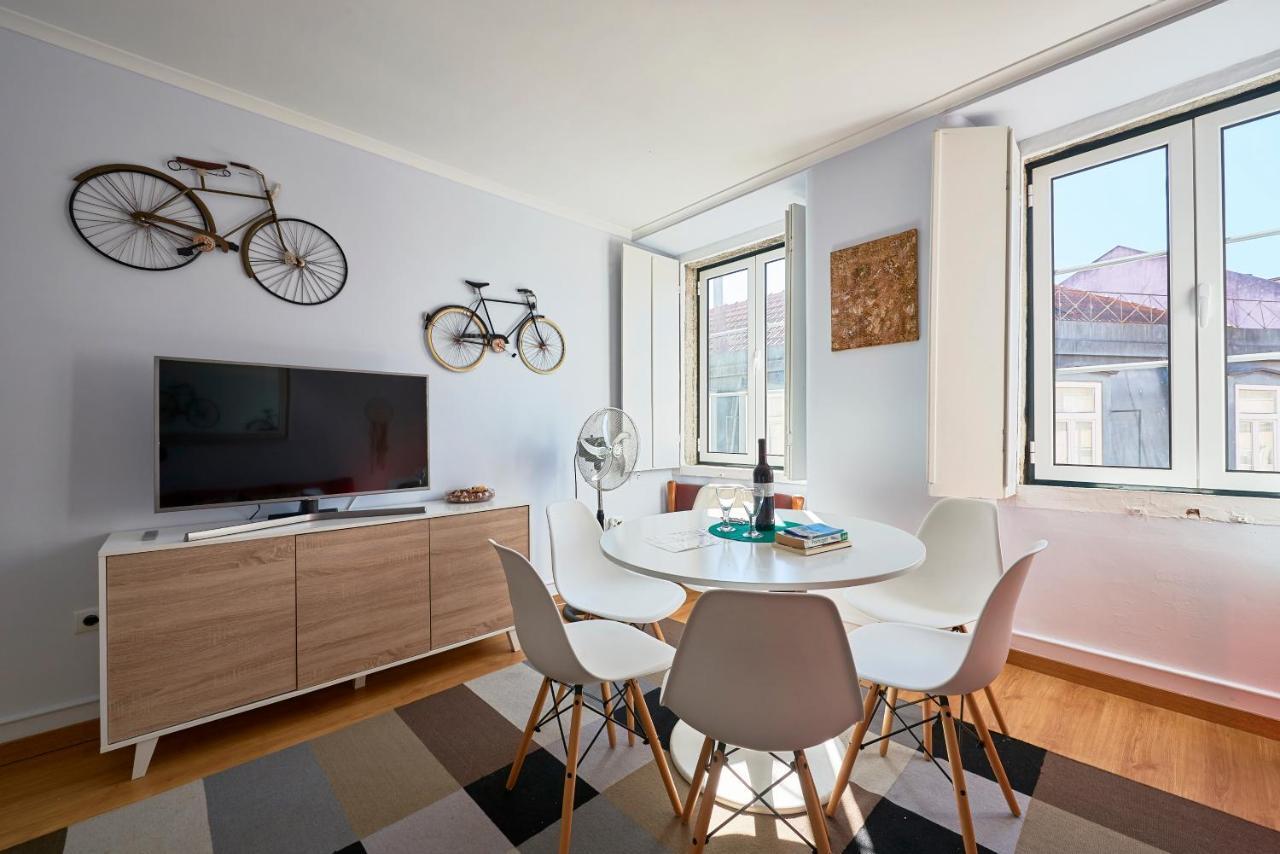 Aesthetic Riverview Apartment In Historical リスボン エクステリア 写真